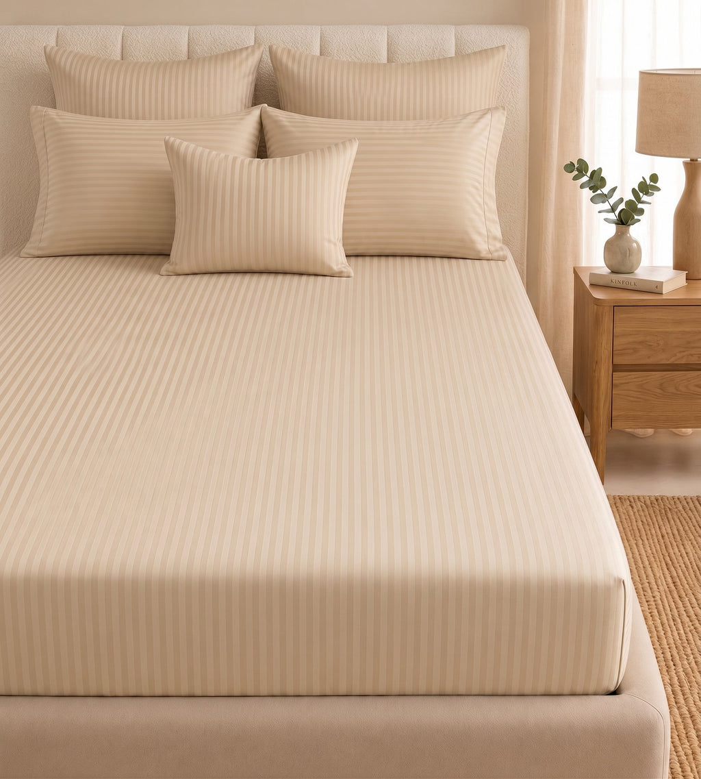 Premium Saten Pamuklu  Çift Kişilik Lastikli Çarşaf + 2 Adet Yastık Kılıfı Seti Bej