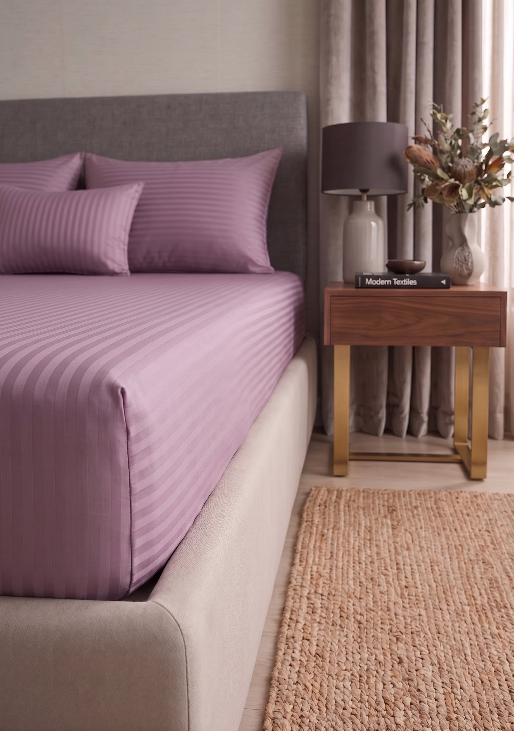 Premium Saten Pamuklu  Çift Kişilik Lastikli Çarşaf + 2 Adet Yastık Kılıfı Seti Mürdüm